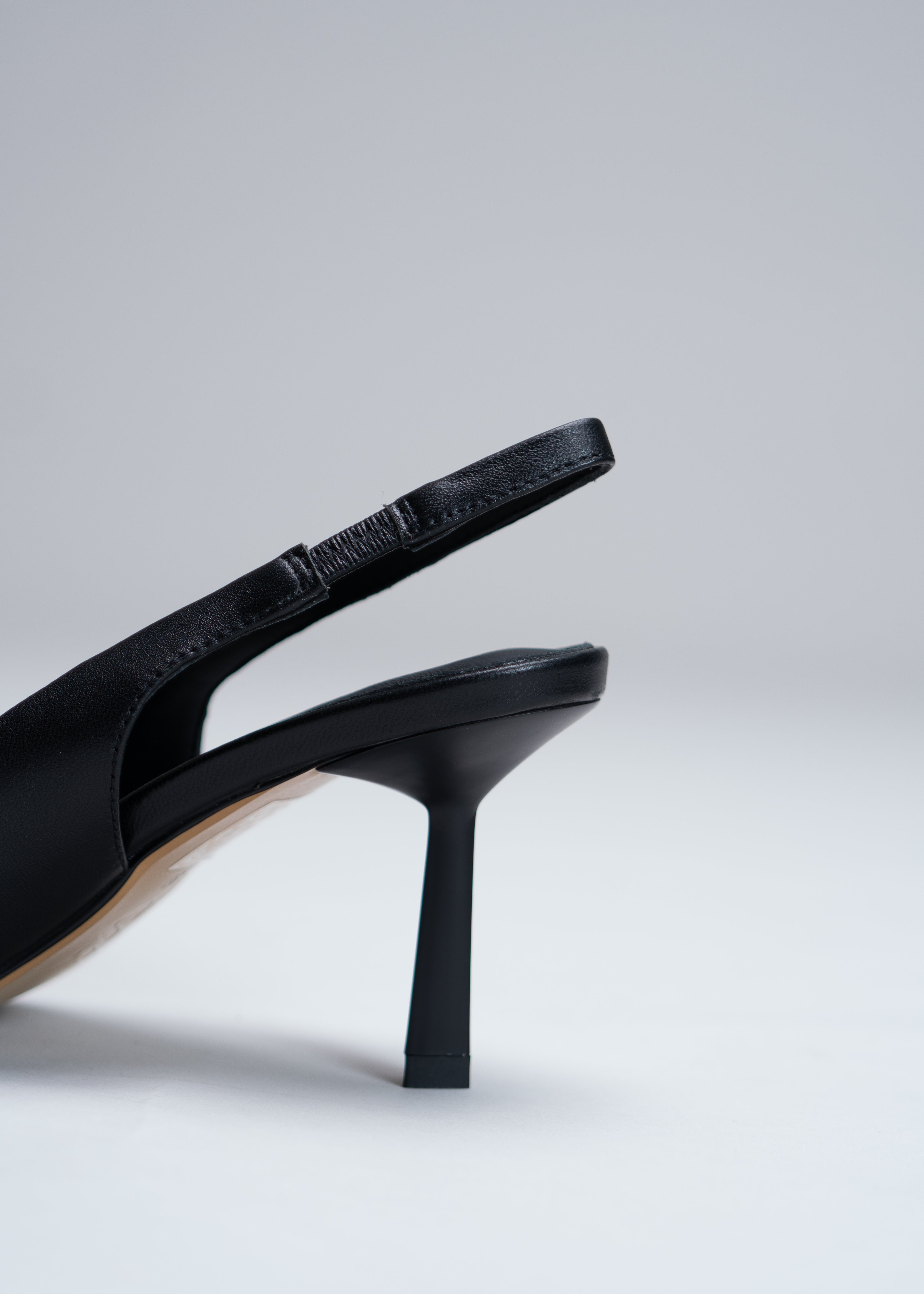 PRISCILLA - BLACK SLINGBACK IN CALFSKIN LEATHER