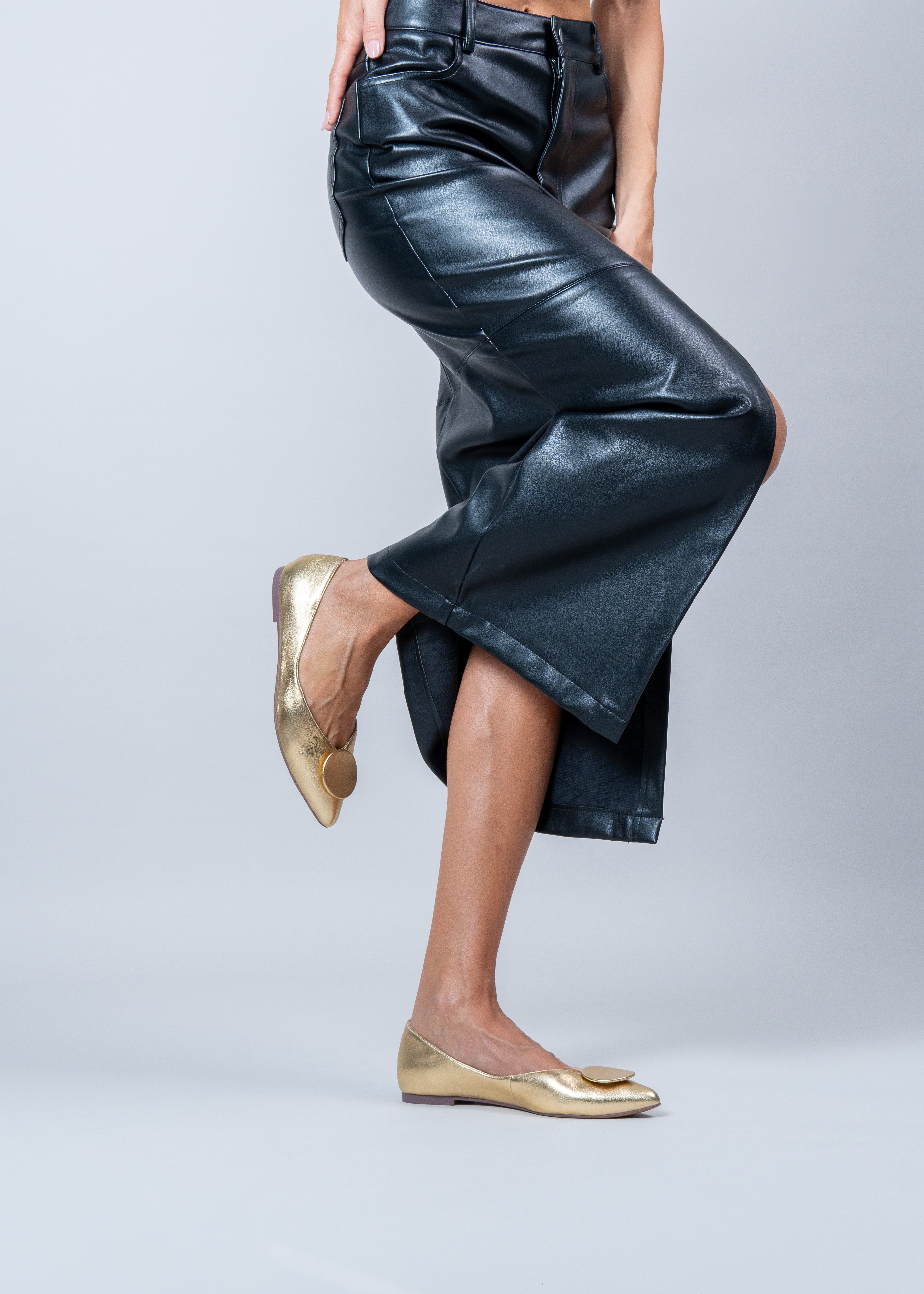 PALMA - GOLD FLATS IN LAMINATED CALFSKIN