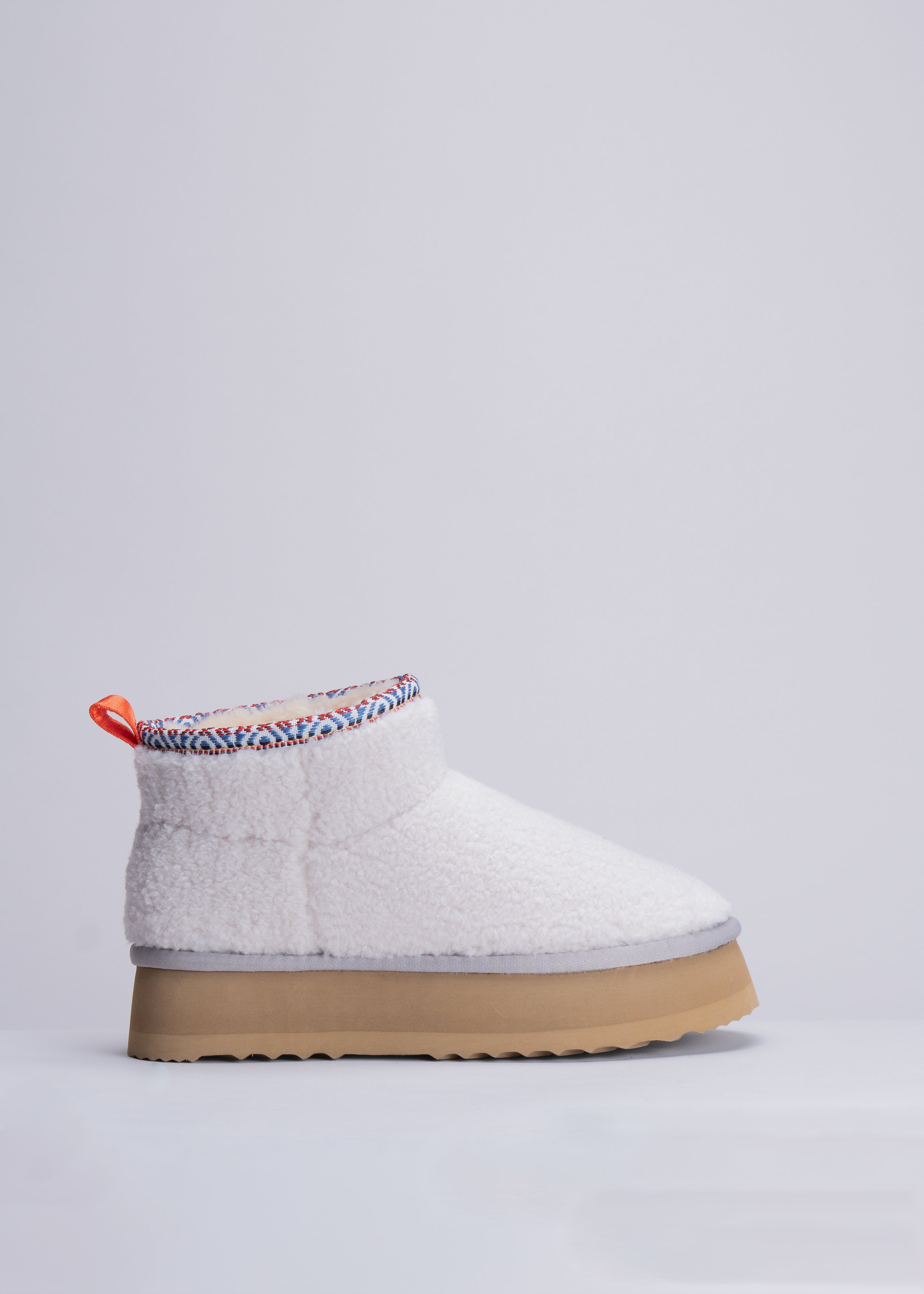 PEG - IVORY SHEARLING ANKLE BOOT