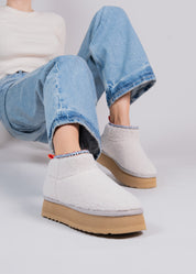 PEG - IVORY SHEARLING ANKLE BOOT