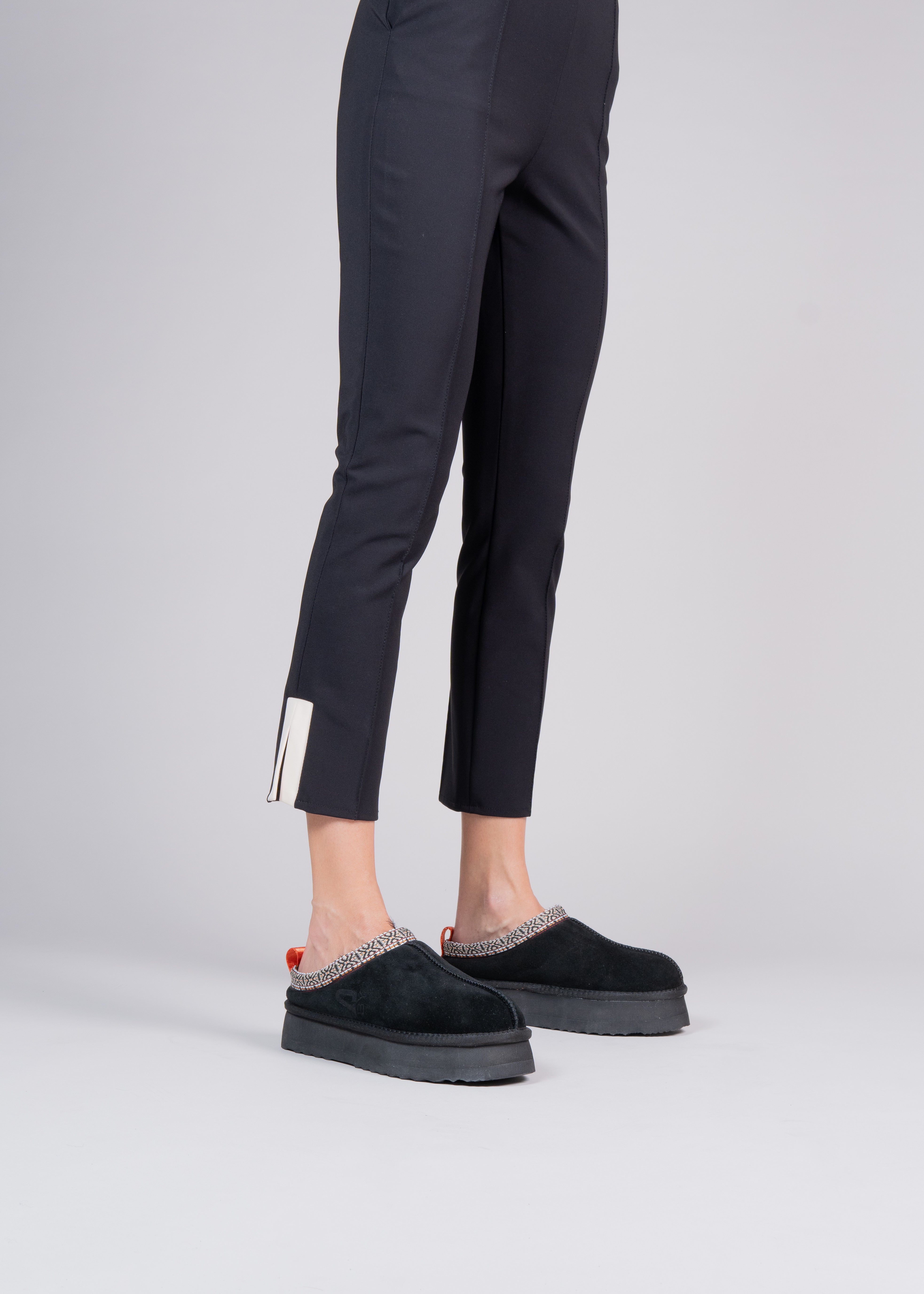 PRISCA - BLACK SUEDE MULE