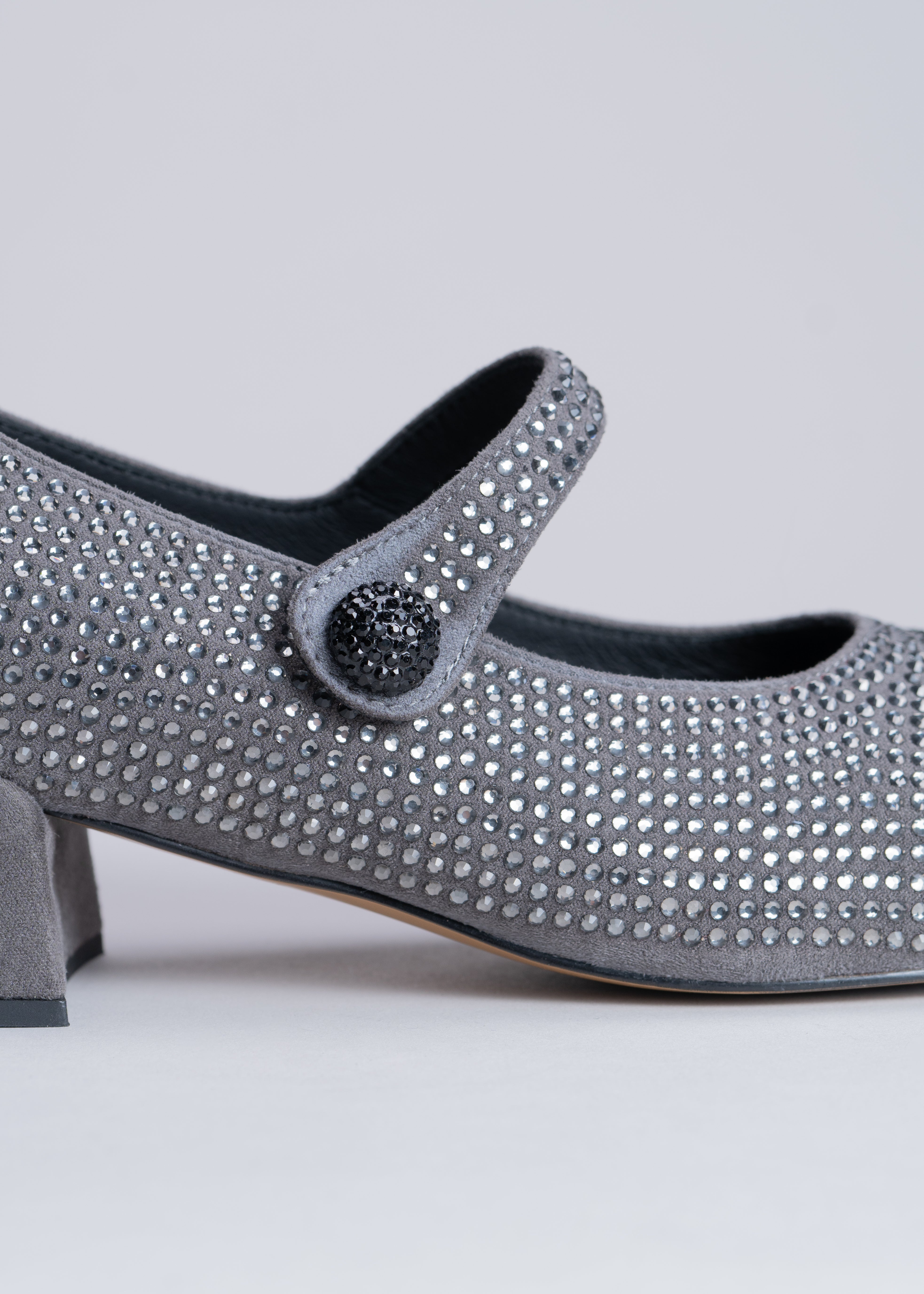MERCY - GRAPHITE PUMP WITH CRYSTALS