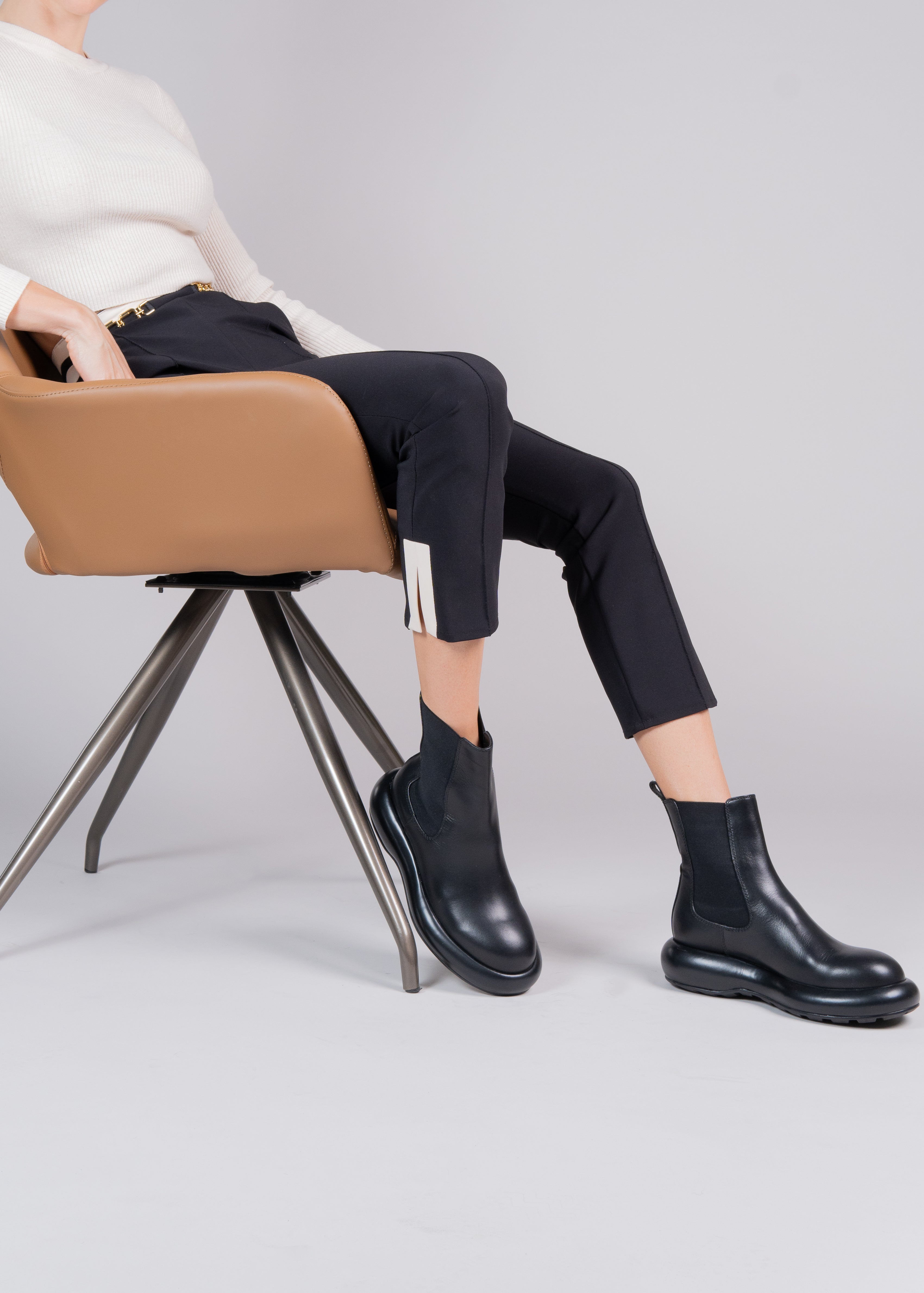 PIPER - BLACK CALF LEATHER ANKLE BOOT