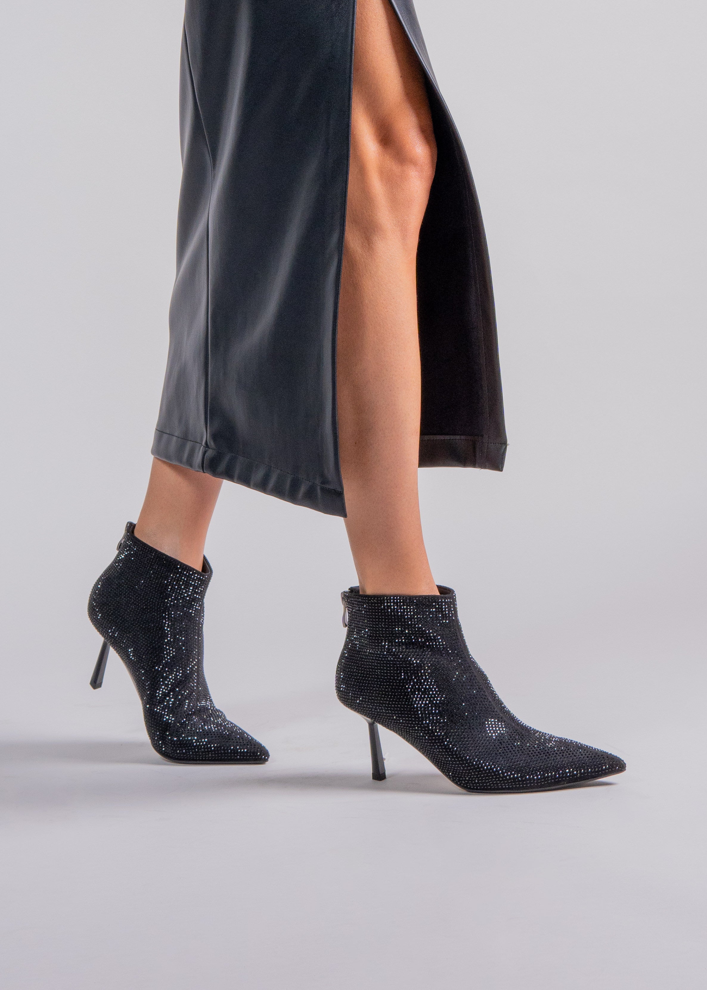 PAOLA - BLACK ANKLE BOOT WITH CRYSTALS