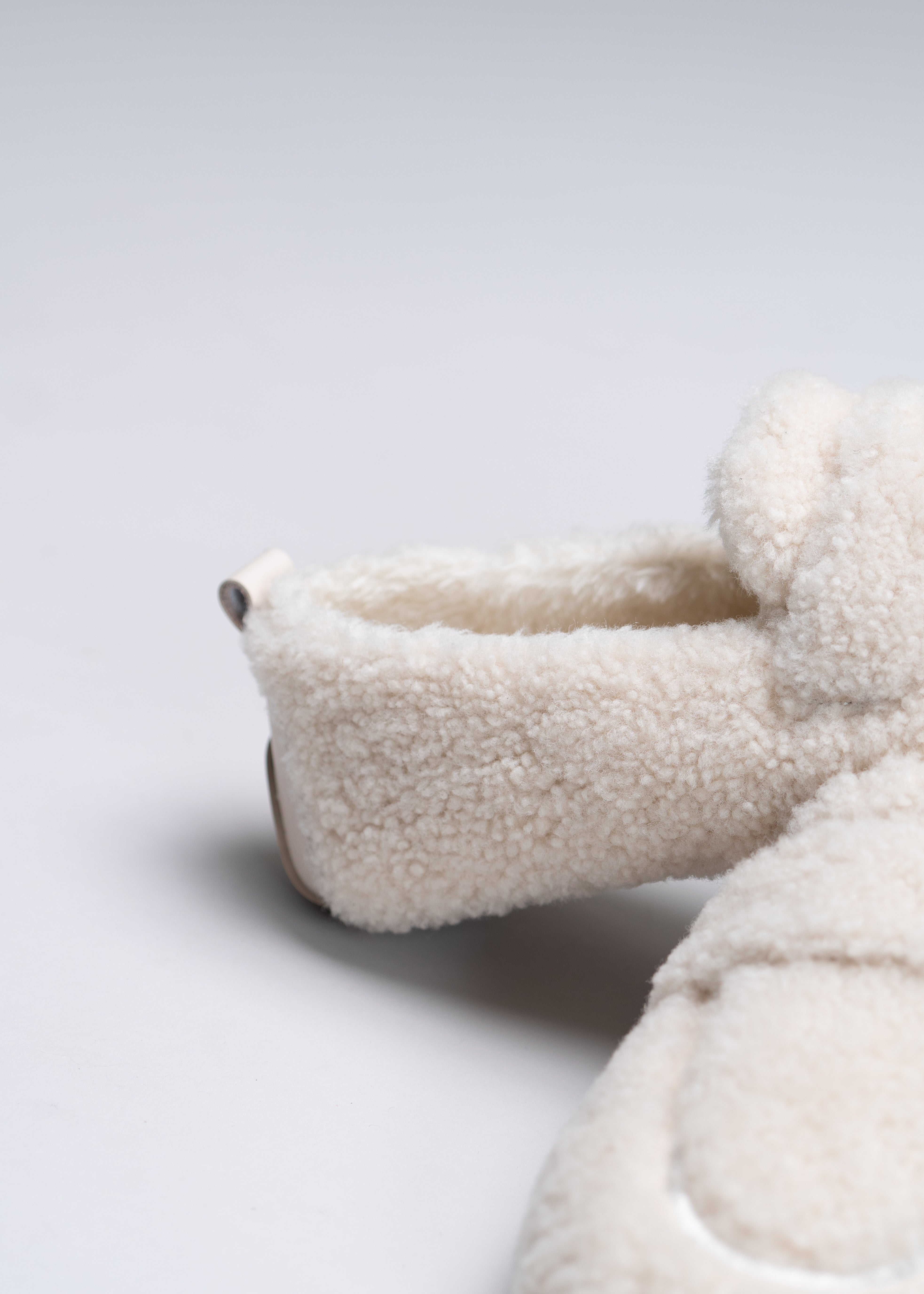PIXIE - BUTTER LOAFER IN SHEARLING