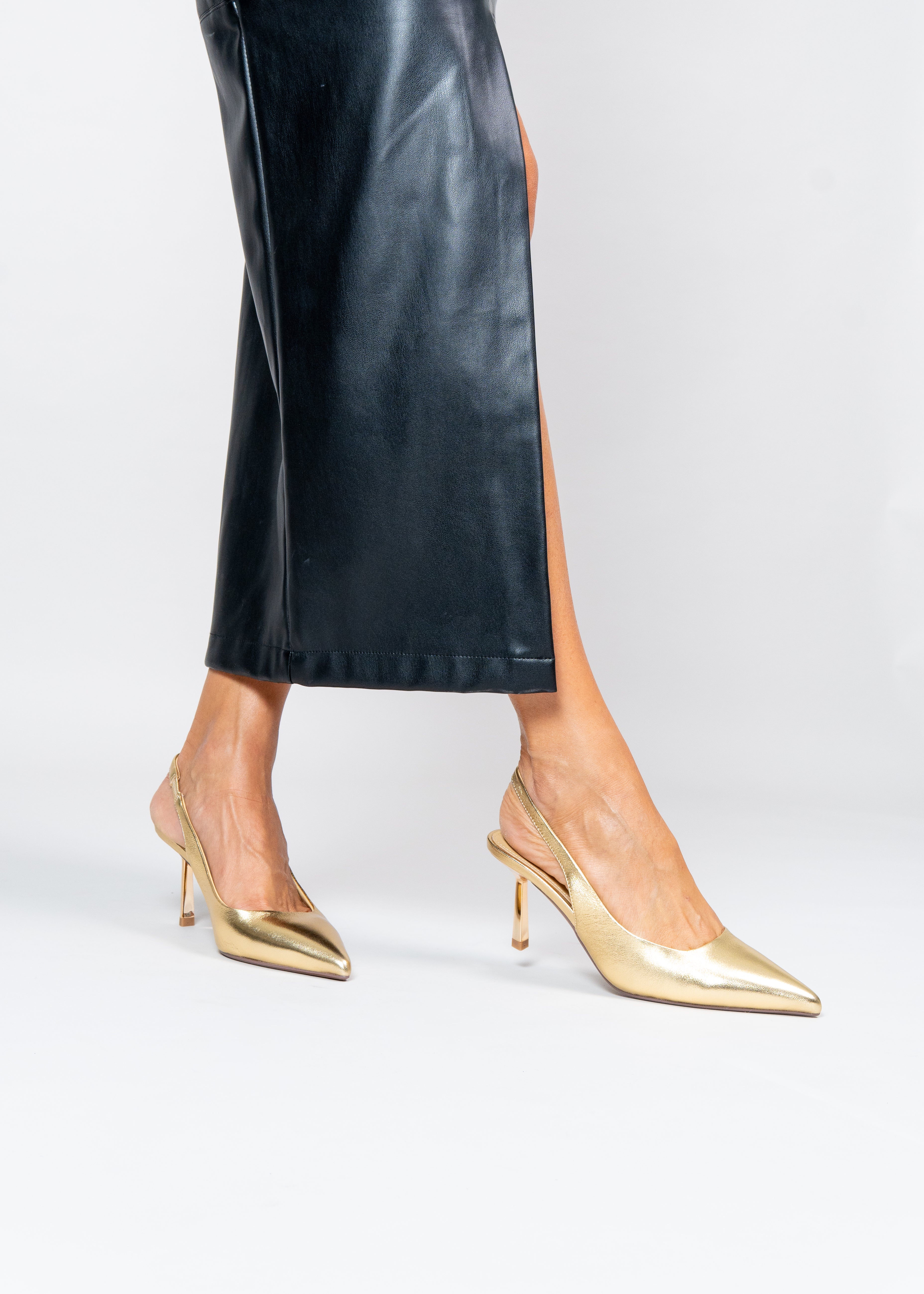 PARIS - GOLD LAMINATED CALFSKIN SLINGBACK
