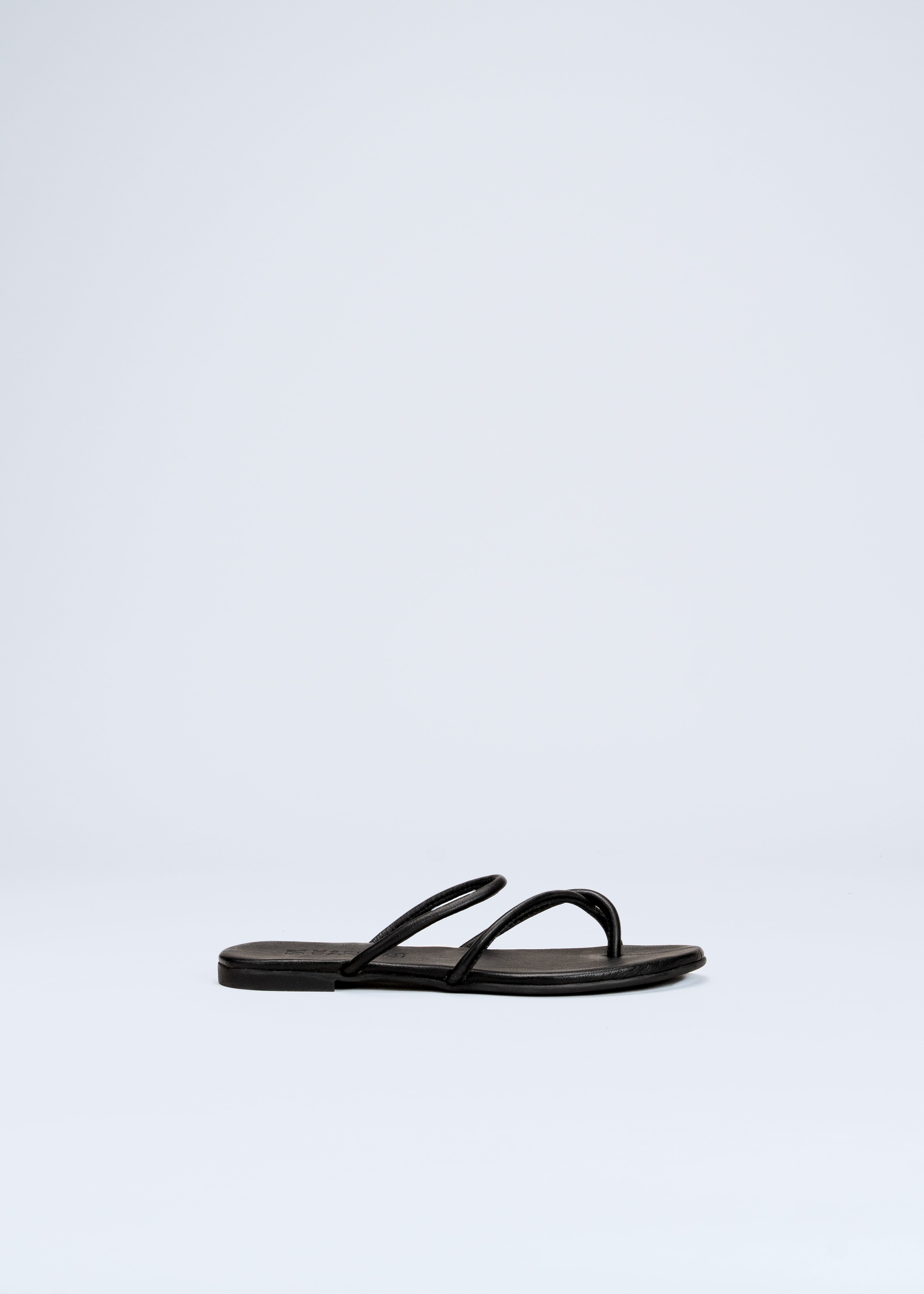 NAAMA - BLACK SLIPPERS
