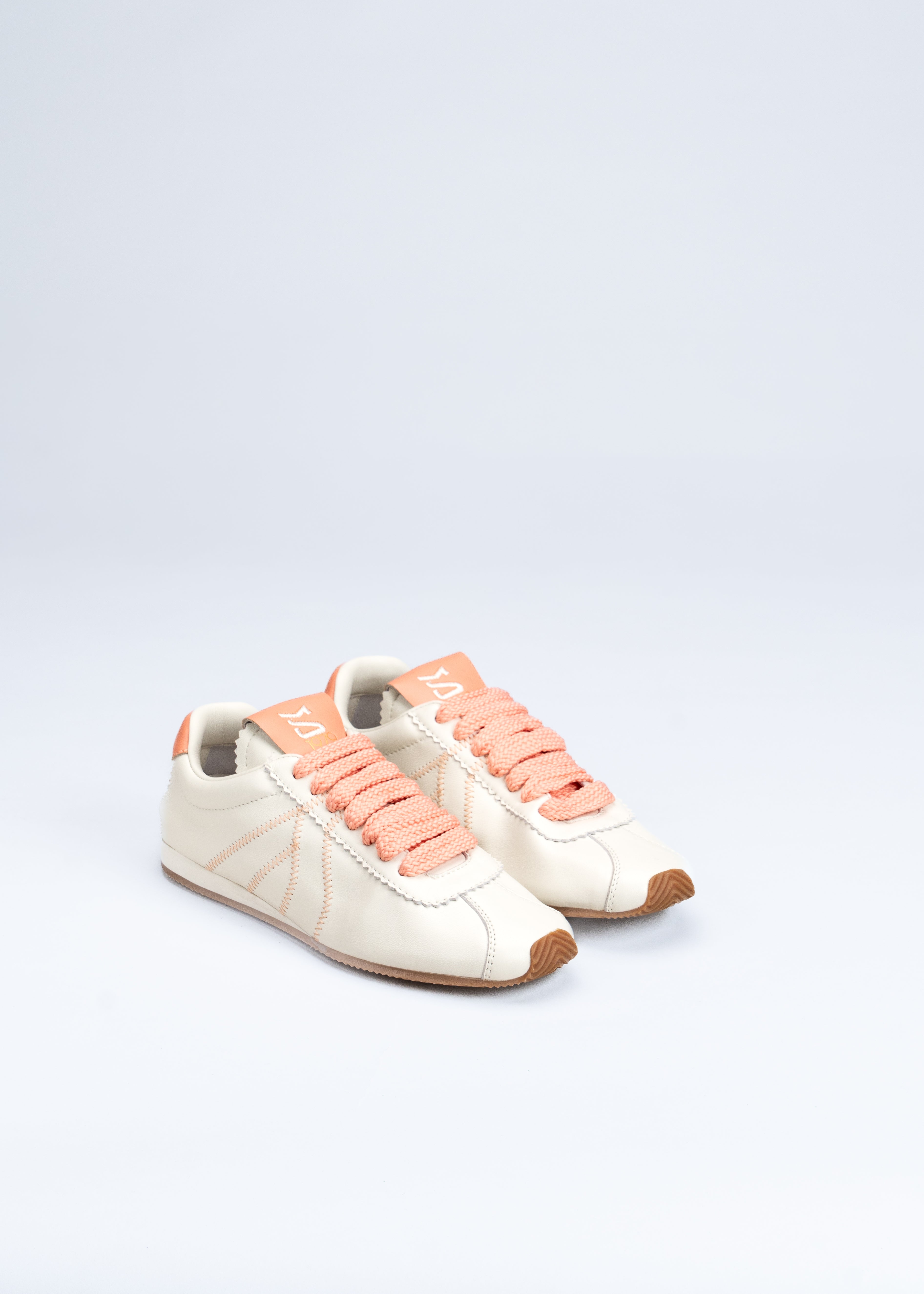 RIANNA - SNEAKER BIANCO LATTE CON CONTRASTI CORALLO