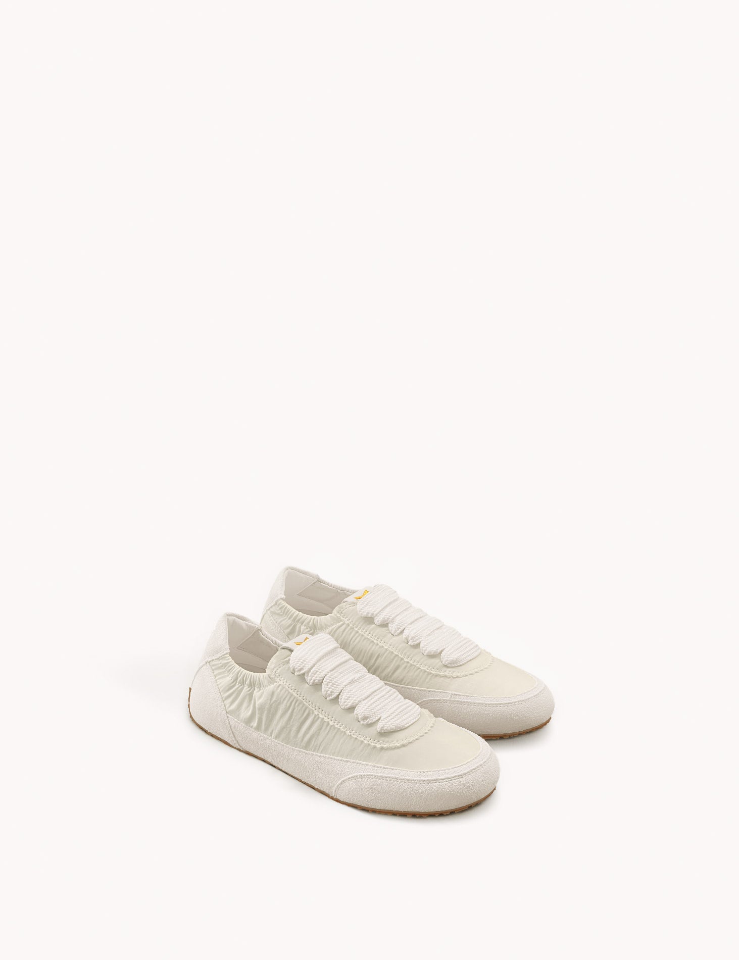 Massimo-Santini-spring-summer-2026-Tahlia-off-white-02.jpg